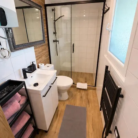 Nad Strumykiem Z Jacuzzi * Międzybrodzie Bialskie